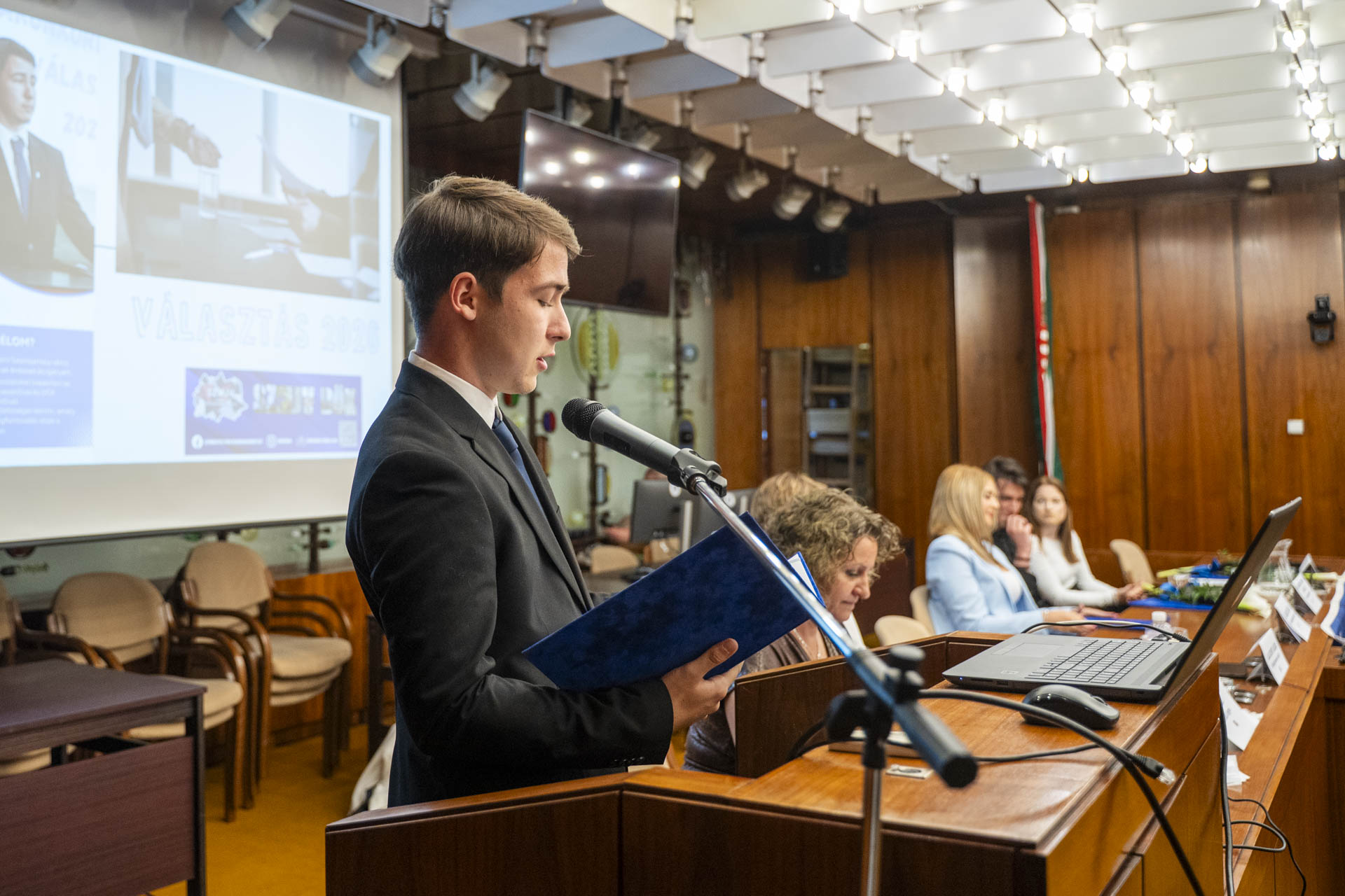 DÖK — Megyei Diákpolgármester Választás — 17