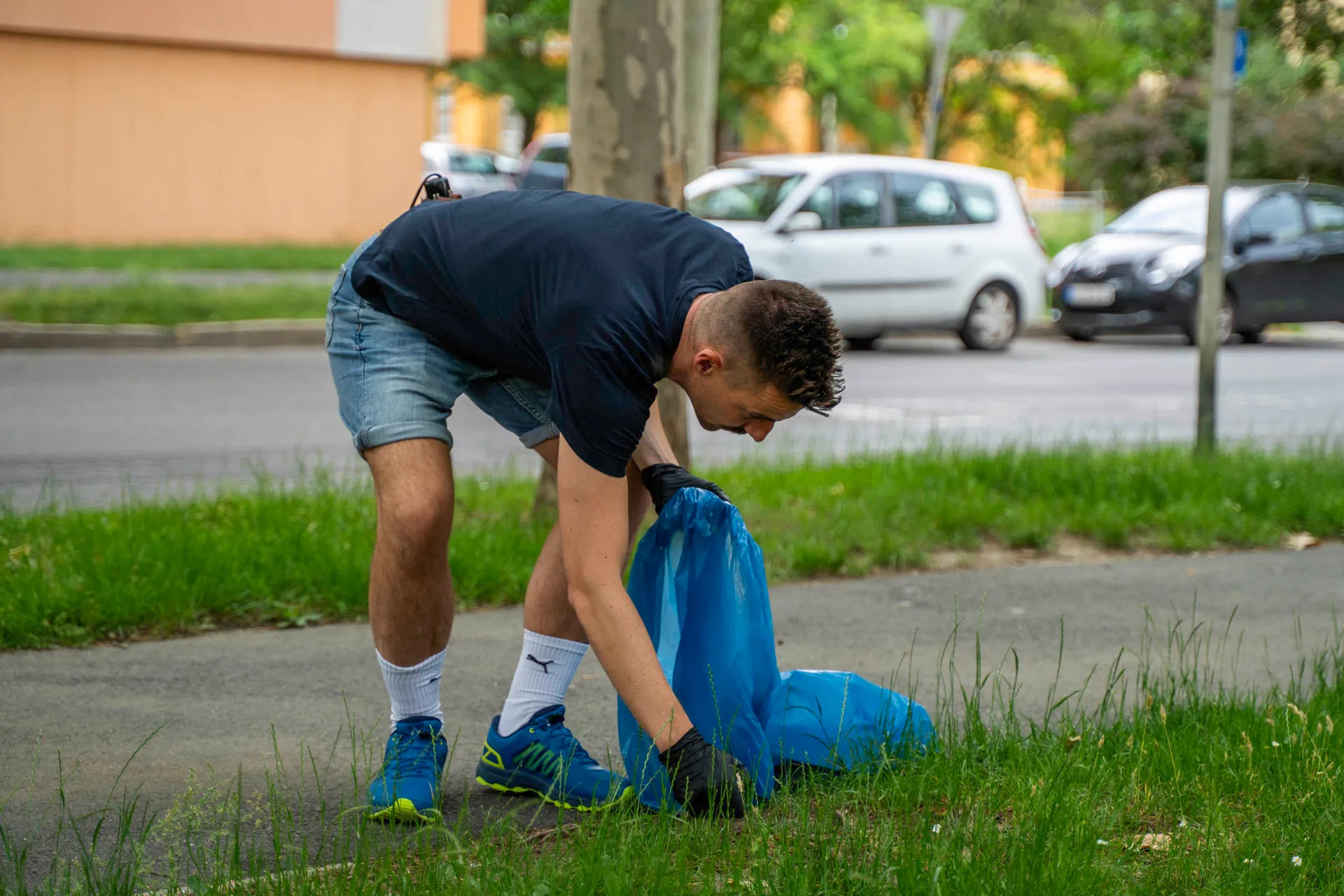 Szemétszedés a játszótéren — 9