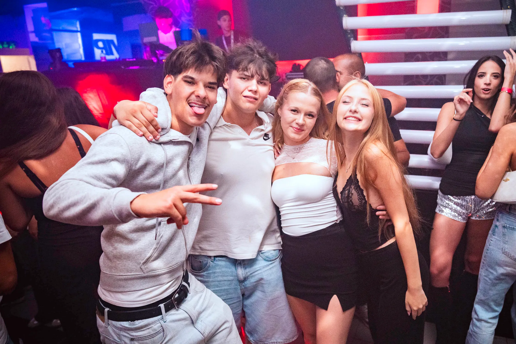 Karnevál All Night — 107