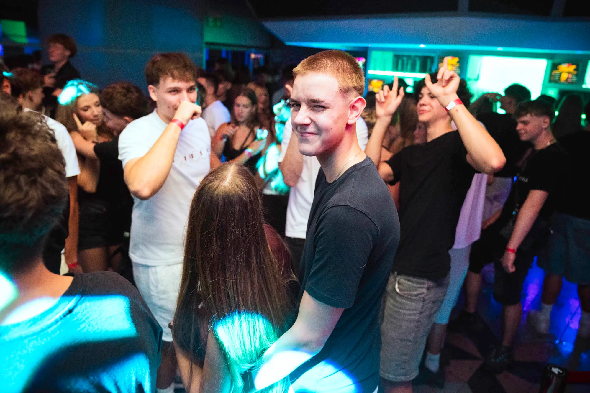 Karnevál All Night — koncert fotózás, Maczkó Fotó