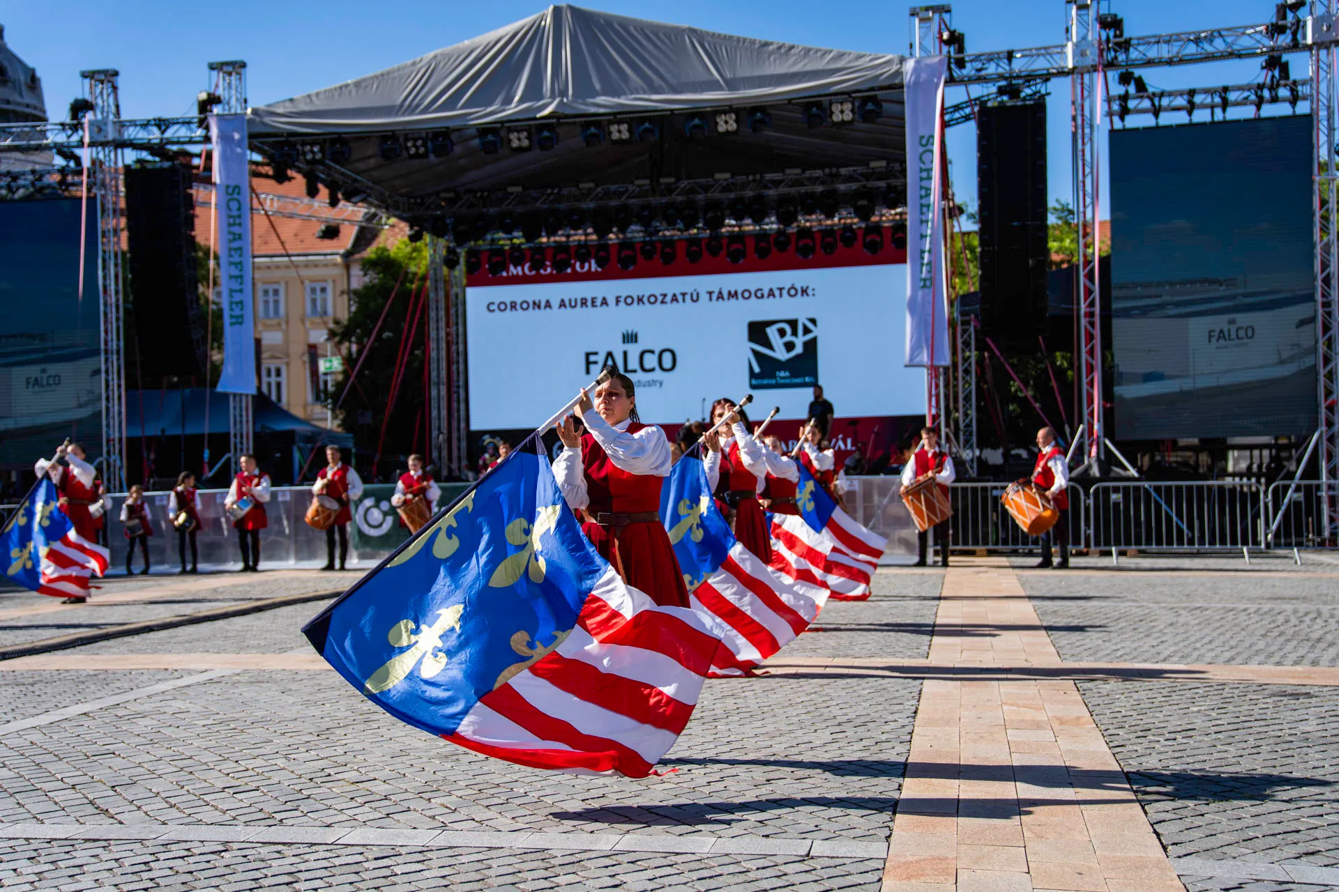 Zászlóforgatók a Savaria Karneválon — 23