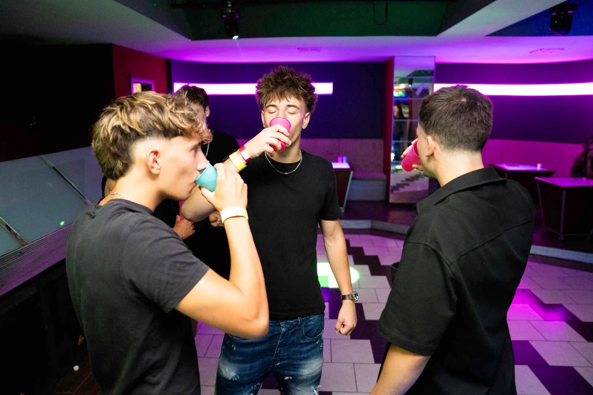 Maxxx Club — 110