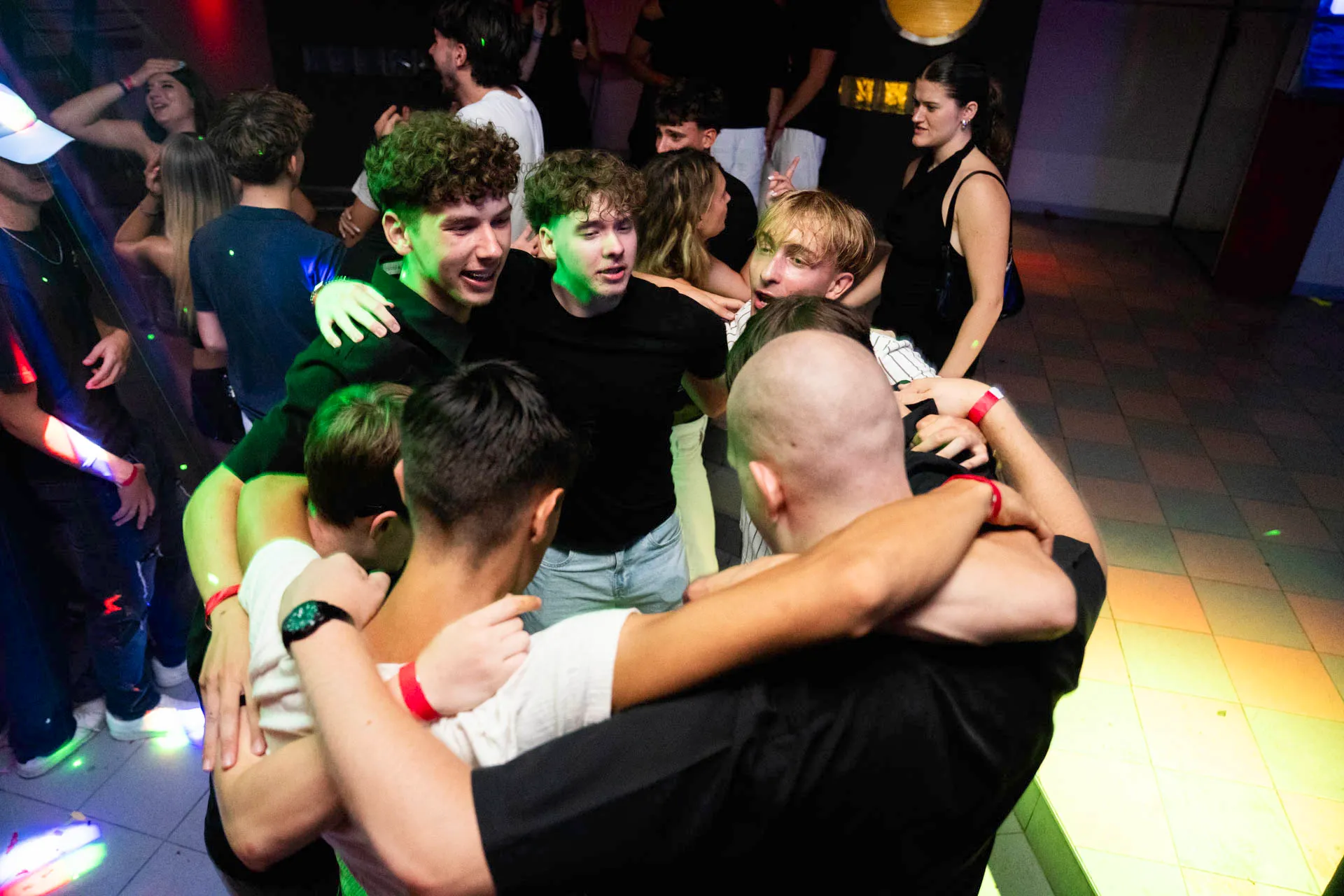 Maxxx Club — 126