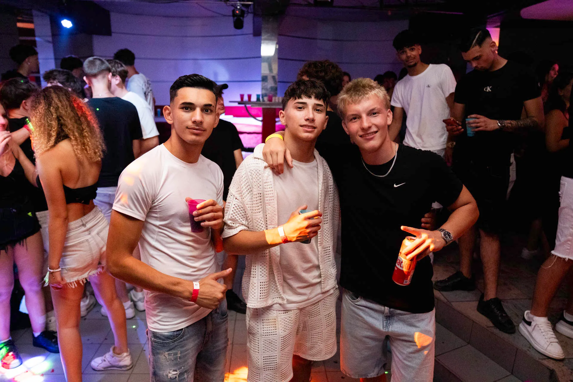 Maxxx Club — 32