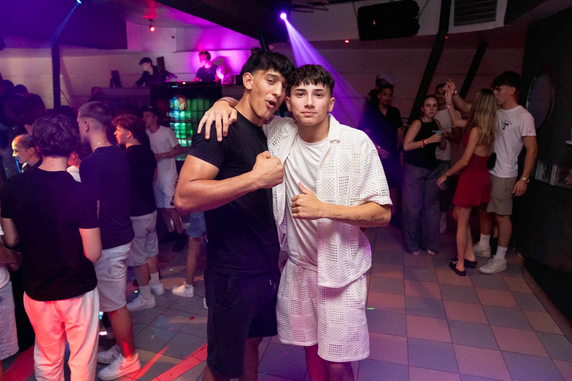 Maxxx Club — 66