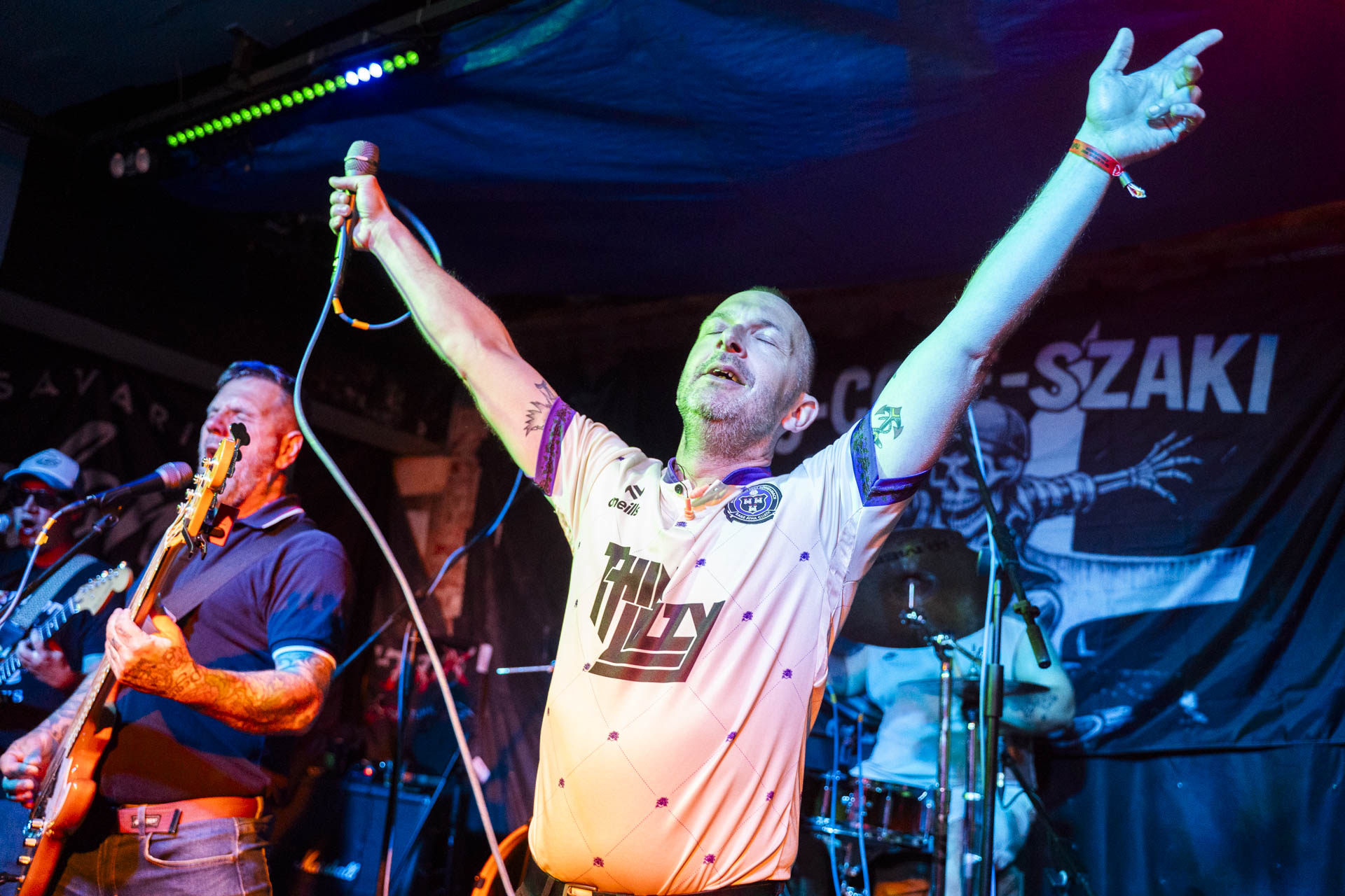 Végállomás — Punk koncert — 24