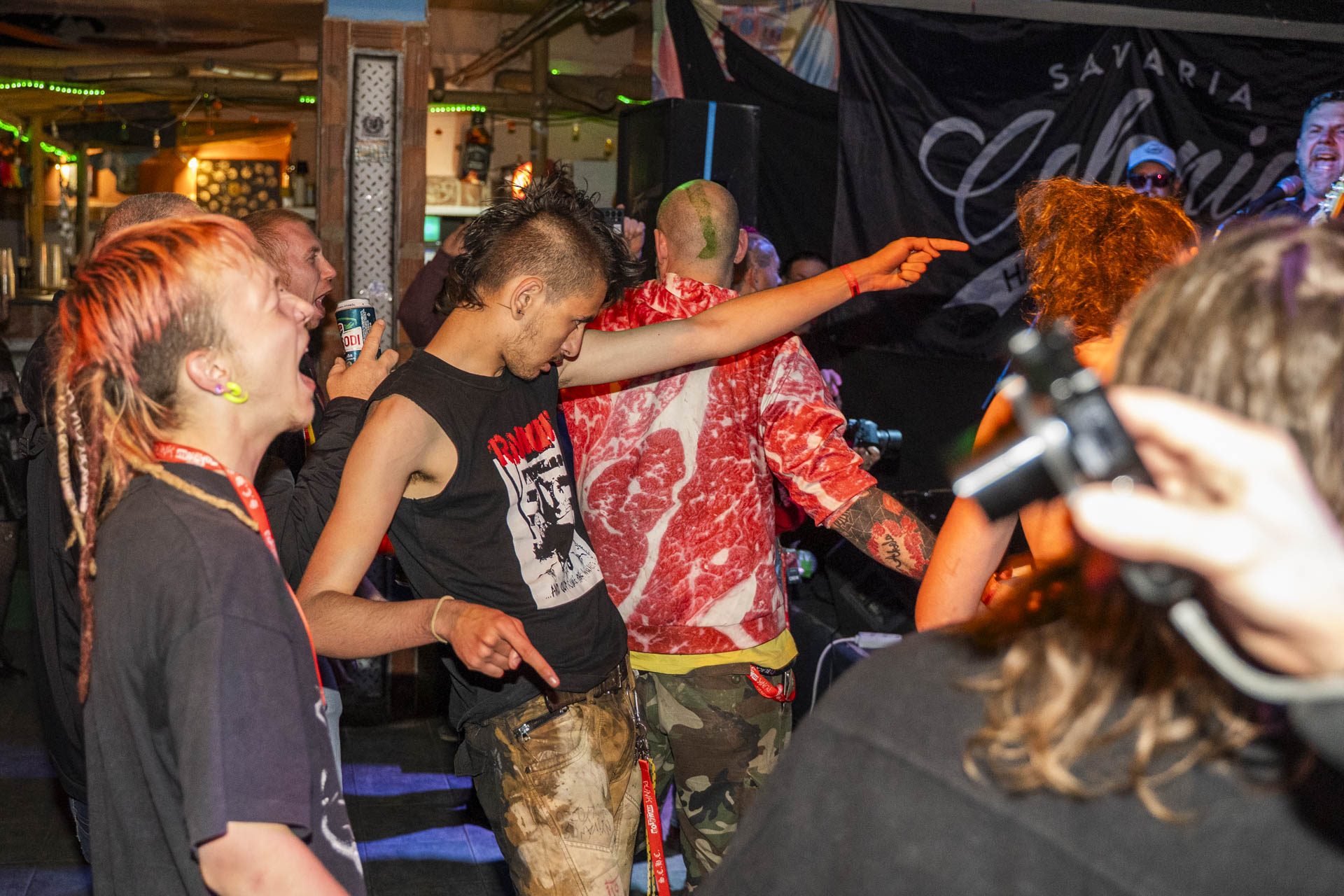 Végállomás — Punk koncert — 27