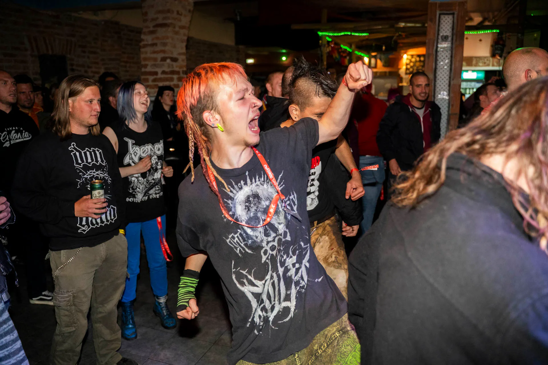 Végállomás, punkkoncert — 29