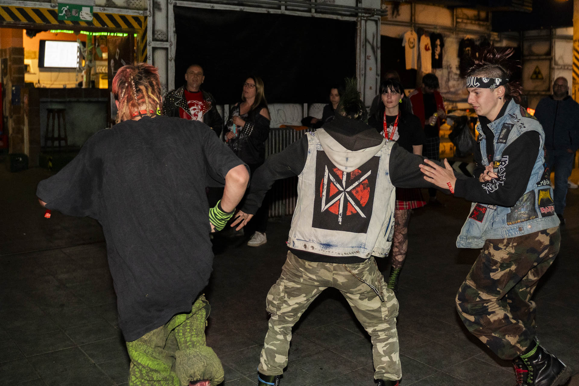 Végállomás — Punk koncert — 39