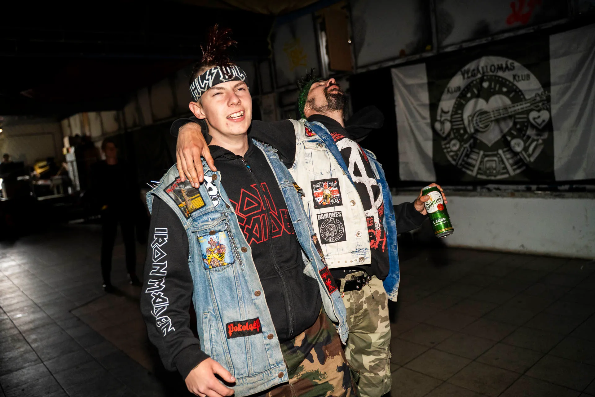 Végállomás, punkkoncert — 42